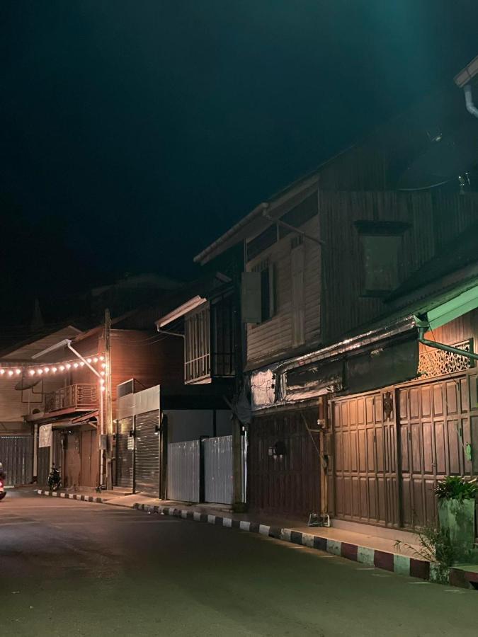 Rynn Hotel Trat Luaran gambar